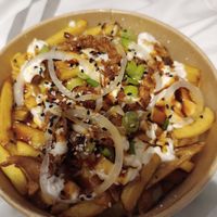 Nobo chick'n teriyaki friezz with vegan vampire at Vegan Pirates by CloudEatery in Berlin