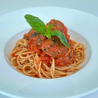 Wholewheat pasta, vegetable ball, tomato sauce.  at Smooth Healthy Cafe in Bangkok