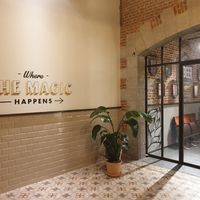 Entrance at The Huggy's Bar in Nivelles