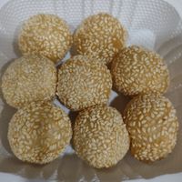 Sesame balls at 88 Bao Bao in Concord