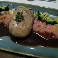 Seitan steal wrapped crispy rice paper coating at Die Weinstube Nachhaltig Geniessen in Zeltingen