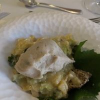 A local dish from the area with potatoes, sauerkraut, mustard and a Bavarian sausage   at Die Weinstube Nachhaltig Geniessen in Zeltingen