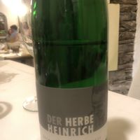 Guter veganer Wein aus der Region  at Die Weinstube Nachhaltig Geniessen in Zeltingen