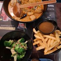 Laksa, broccoli and katsu chips at Banana Tree in Bath