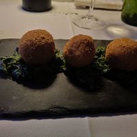 Crocchette di macco di fave e tenerumi at Cappero Bistrot in Modica