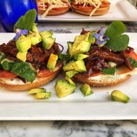 Showstopping teriyaki bagel at Bagel in Mallorca