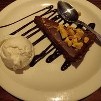 Vegan praline torte with vegan ice cream at Steam Wheelers in Glasgow