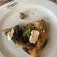 Slice   at Almacen De Pizzas in Asuncion