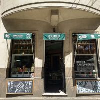 Entrance at Punto Mercado Holistico in Rosario