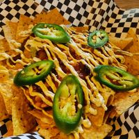 Nachos con chili vegano at Intrinsical in Santiago