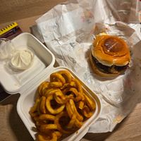 Hat SEHR gut geschmeckt, auch wenn es nicht perfekt aussieht! at Vegan Pirates by CloudEatery in Cologne