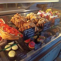 The window at Julietta Pastry and Lab in Rome