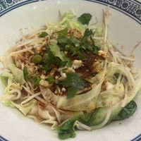 E7 Tsula Tsula Chilli Noodles veganised HUGR serving for 12€ (24.11.23)  at Chin Burger 秦堡 in Cologne