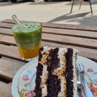 Havla-Tahin Cake with iced Mango Matcha - great at Plants & Flours in Berlin