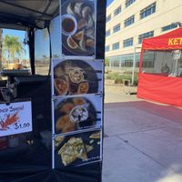 Vegan Dumplings Spotted   at Kaiser Permanente Farmers Markets in Modesto