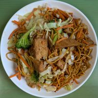 Chow Mein at Van Hanh Restaurant in Portland