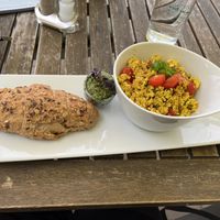 Körnercroissant mit Spinat Pesto und Rührtofu  at Zeiten & Wunder in Bamberg
