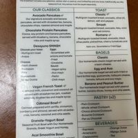 Menu breakfast inclu dans avec l’Hotel Landmark. Plus de choix si clients de l’extérieur   at Smash in Medellin