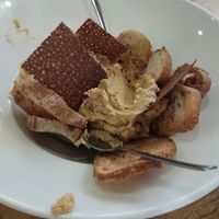 Hummus at Les Albatros in La Baule-escoublac