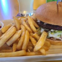 Vegan burger at Bud's Tavern in Huskisson