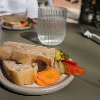 Viene con nuestros platos at Nueza in Buenos Aires