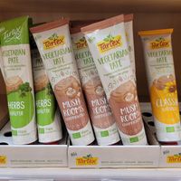 Vegan spread at Sunkost Gunerius in Oslo