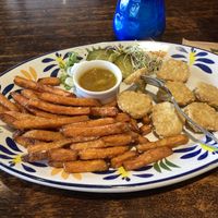 Vegan nuggets w/ sweet potato fries, mango chutney was great  at Stars and Stripes in Rorschach