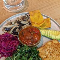 Champion Breakfast (hummus under the tomatoes) at Alchemy Tokyo -Azabudai Hills - アルケミー in Tokyo