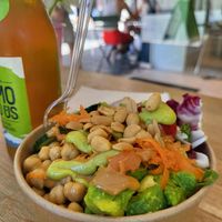 Vegan high protein bowl  at New York Bagel & Bowl in Bregenz