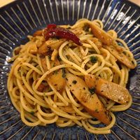 Soy sausage garlic pasta at Gal Bagel in Fukuoka