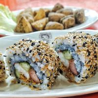 Vegan sesame sushi roll and fried mushroom at YC VEGE HUT - 藝中坊 in Johor Bahru