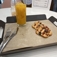   at Rainbow Crust in Busan