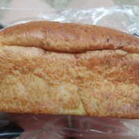 Vegetable cracker loaf at Rainbow Crust in Busan