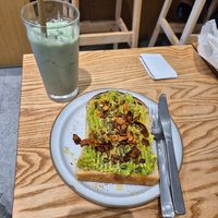 Avocado & "bacon" toast and blue spriulina smoothie at Tokyo Juice - Azabudai Hills in Tokyo