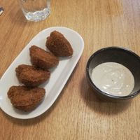 Falafel et sauce tarator at Alsoufi in Chalon-sur-saone
