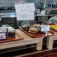 Dessert options (1 banana = 100¥ 🙄) #Veganuary at Roots Cafe in Hakuba