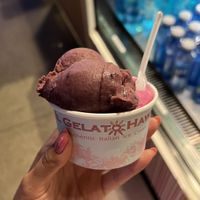 açaí and lychee dragonfruit  at Il Gelato Hawaii in Honolulu