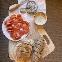 Veganer Blauschimmelkäse & Kräuterfrischkäse  at Veganaria in Ponta Do Sol