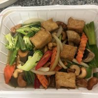 Tofu and cashew nut   at DoDee Paidang in Melbourne