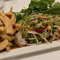 Papaya salad with fermented beans at Tammang Isaan Vegan – Rama 2 · ตำมัง อีสาน เจ มังสวิรัติ วีแกน in Bangkok