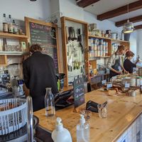 Counter, ambiance at L' Ecomotive in Marseille