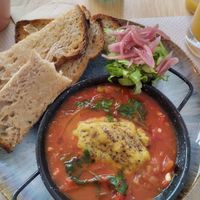  at Cult n' Art Café in Alvor