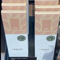  at Läderach in Paris