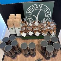  at Läderach in Paris