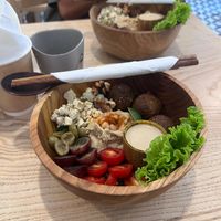 O M G DELICIOUS, healthy, colourful food 😍 Falafel bowl was full of flavours!! Much worth it for the price and quality of food! Btw service was extremely quick, and they have fr at iVegan Supershop Old Quarter Hanoi - Healthy Plant Based Cafe in Hanoi