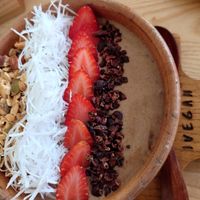 The wake up bowl (with strawberries instead of banana on top) at iVegan Supershop Old Quarter Hanoi - Healthy Plant Based Cafe in Hanoi