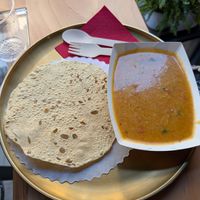 Lentil dal and padap at Dastra in Turin
