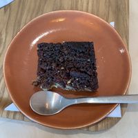 Pecan bar (la photo ne met pas en valeur, mais c'étaitdélicieux !) #Veganuary at Nuts! in Lille