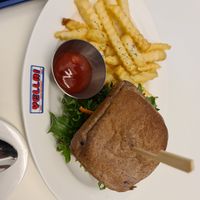 Vegan burger with soy patty at Yella in Gyeongju-si