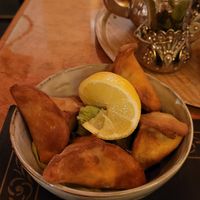 Spinatpastetchen at Domino in Bern